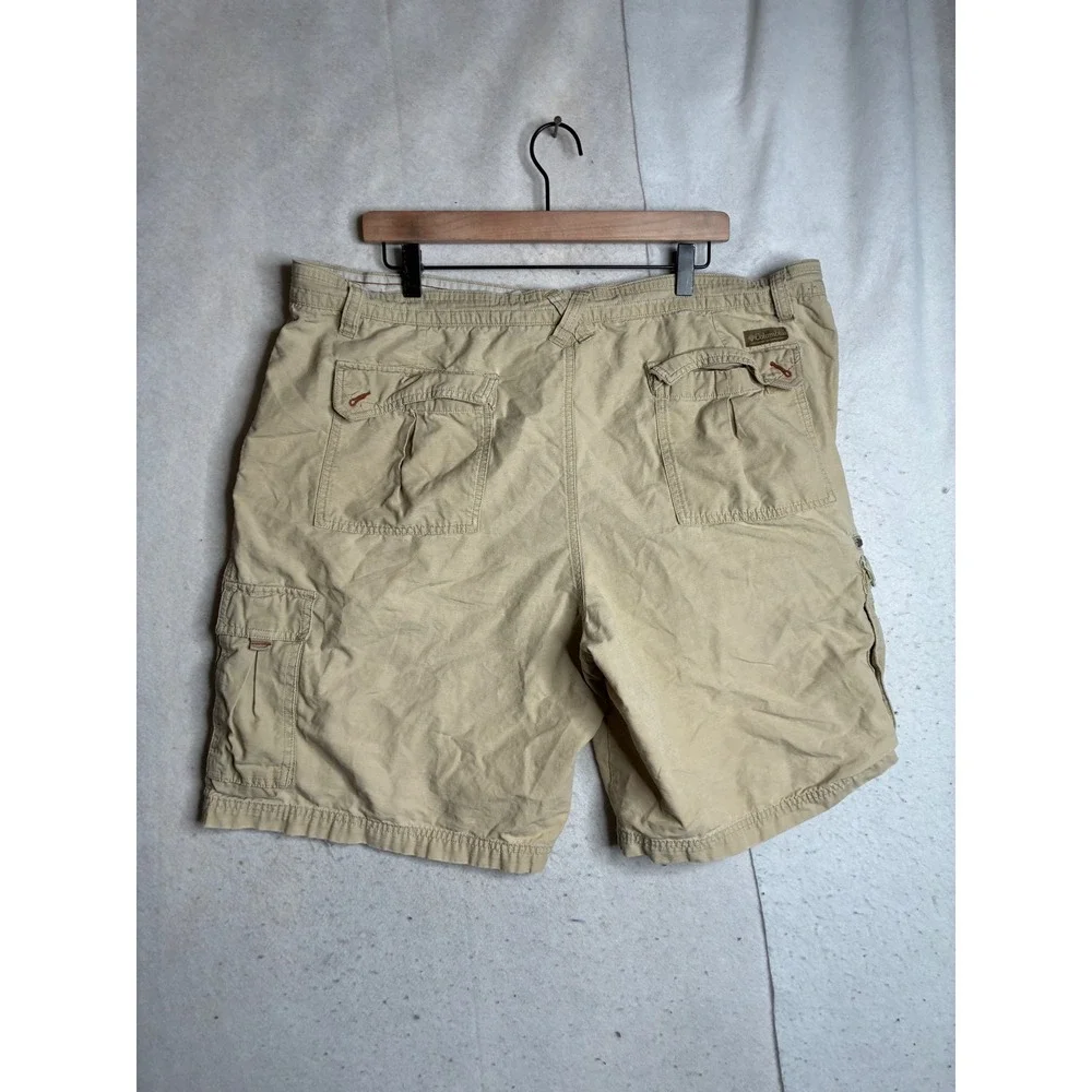 Columbia Mens Tan Cotton Cargo Shorts Size 40 Hiking Outdoor Khaki 0108 AM 4473